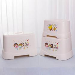 四季方凳（?。?/></a></div>
<div   id=